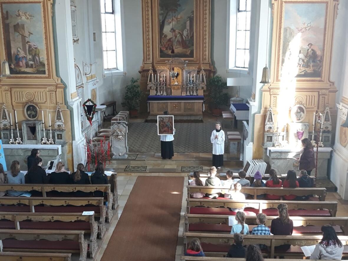 kinderkreuzwegandacht-in-st-martin-baindlkirch3333474