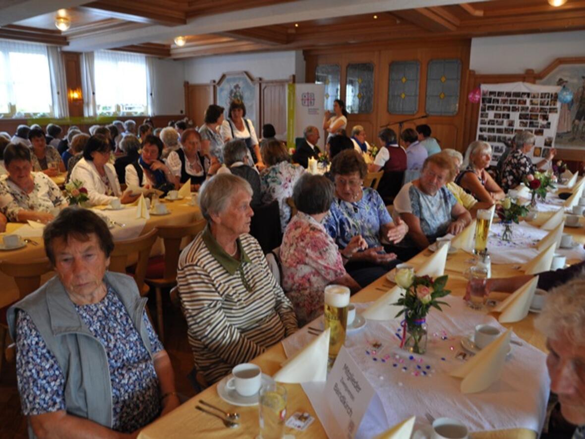 40-jahre-katholischer-frauenbund-baindlkirch3544808
