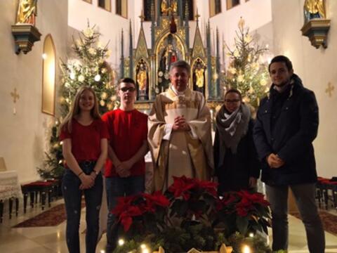 ministranten-in-st-walburga-ried3638456