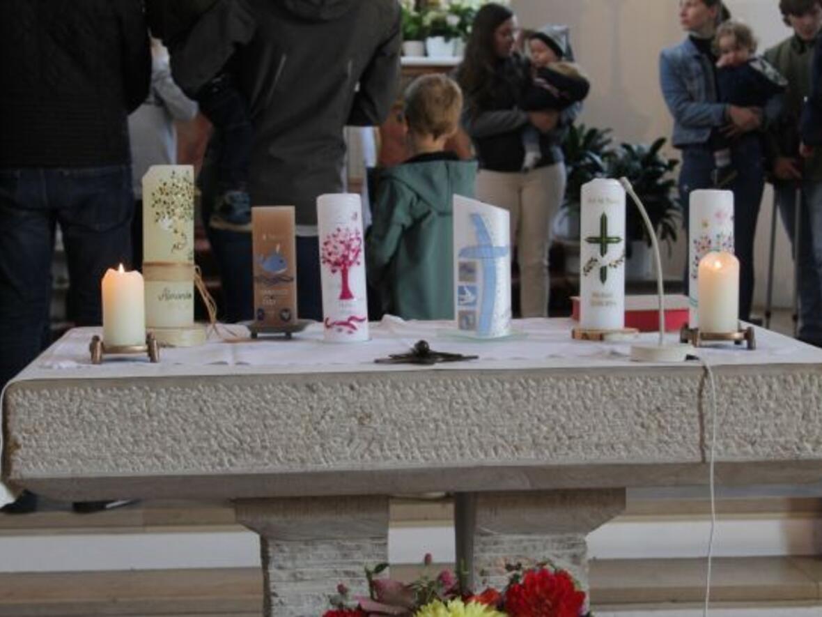 treffen-der-neugetauften-aus-dem-jahr-2024-in-der-pfarreiengemeinschaft4904257